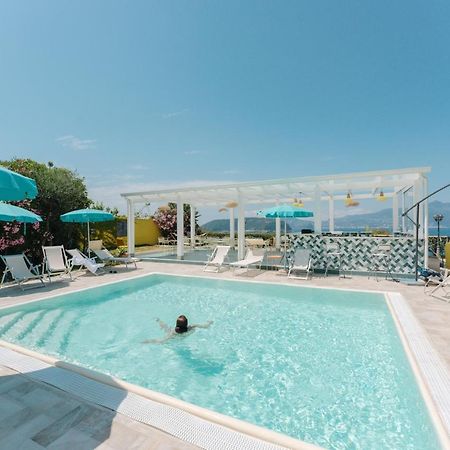 Hotel Solcalante Procida Exterior foto