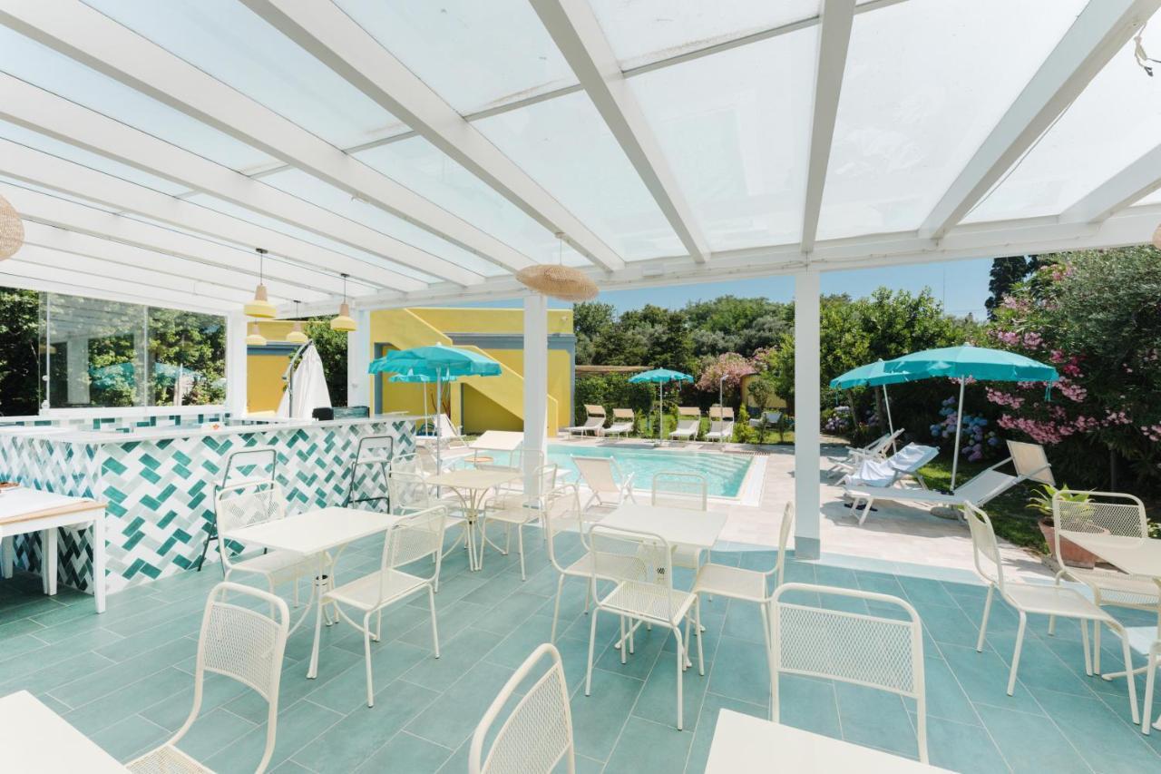 Hotel Solcalante Procida Exterior foto