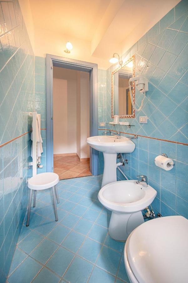 Hotel Solcalante Procida Exterior foto